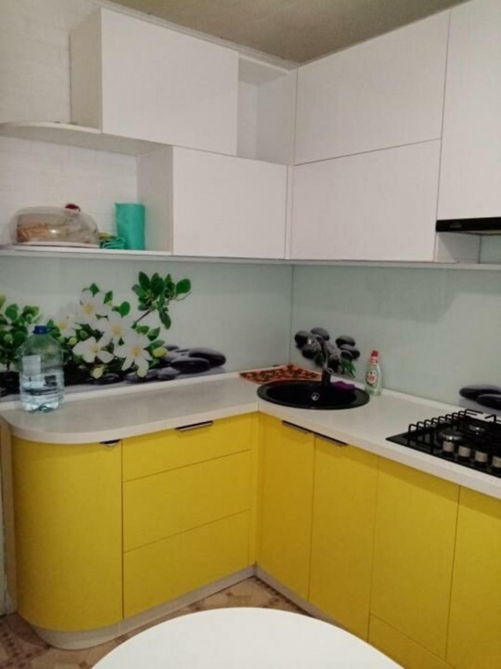 1-комн квартира Революционная улица, 90