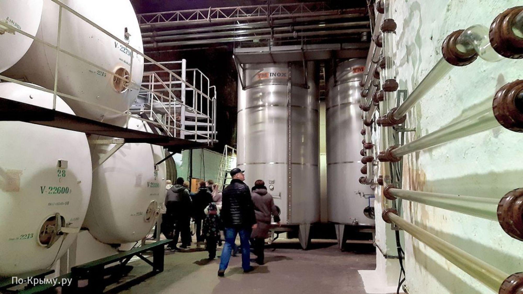 Купить производственную площадь за 100 000 000 рублей на 50 лет Октября ул, 5