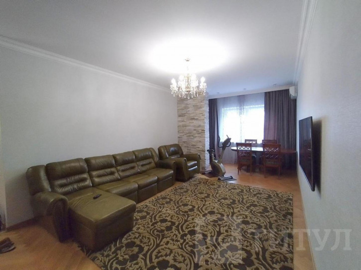5-комн квартира Центр, Варфоломеева