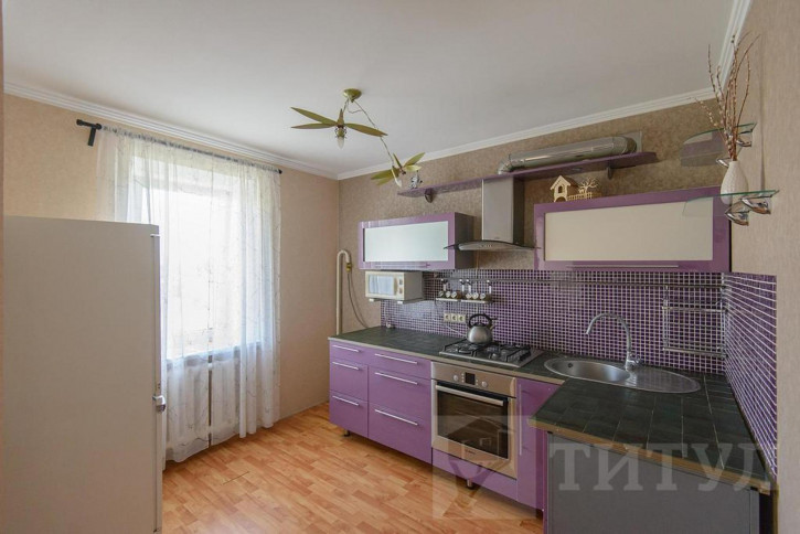 3-комн квартира Платова
