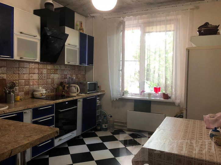 3-комн квартира Левенцовский, Жданова