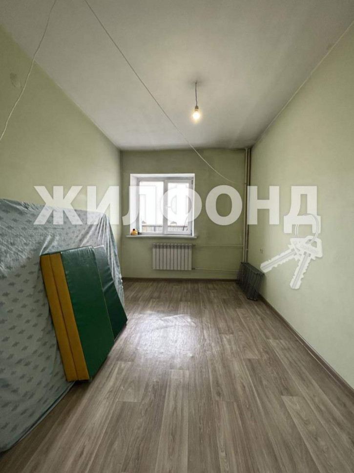 3-комн квартира Убсу-Нурская улица, д.4