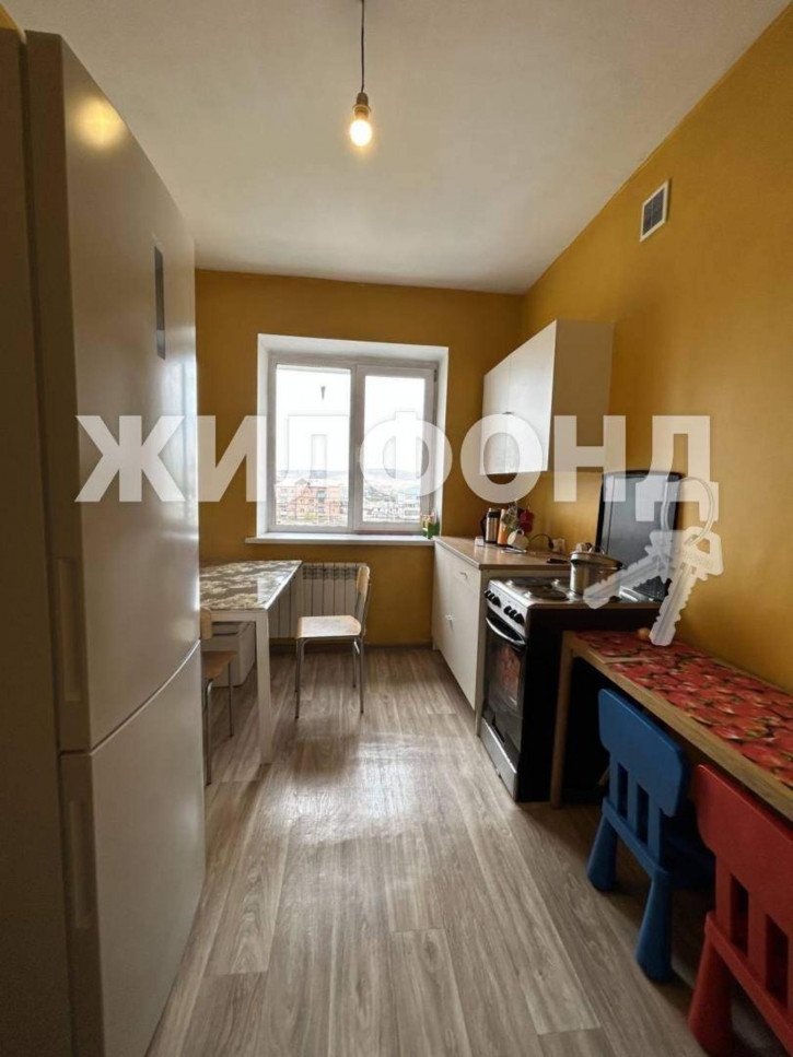 3-комн квартира Убсу-Нурская улица, д.4