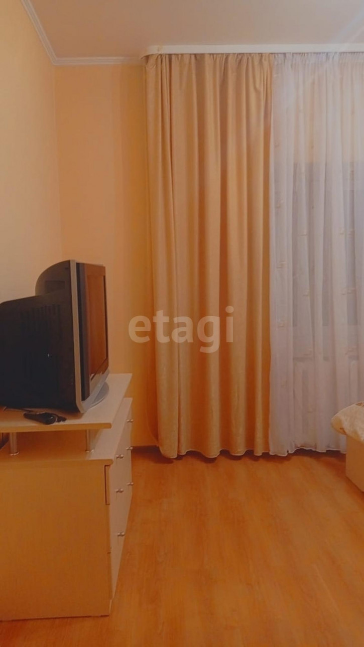 2-комн квартира Щербакова, 90