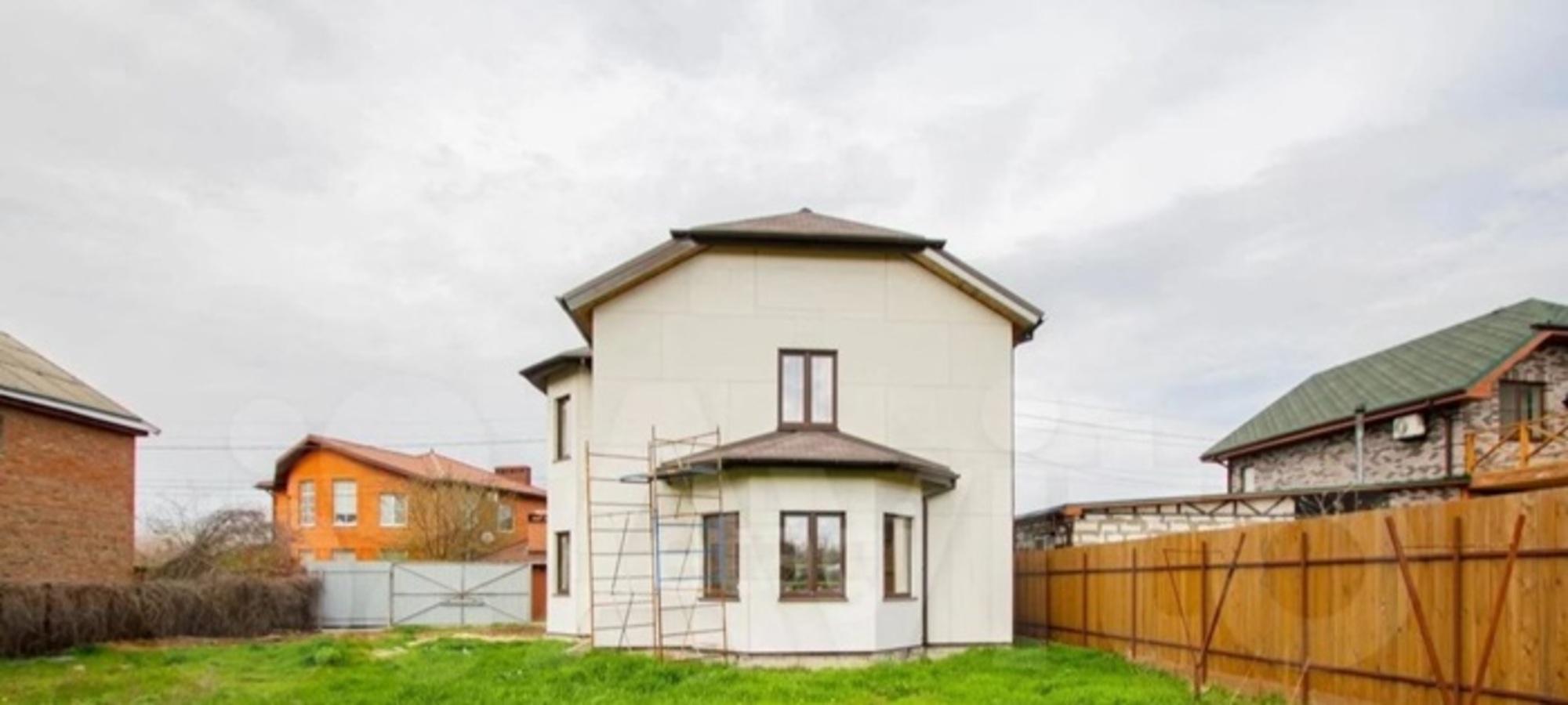 Купить дачу, дом, коттедж за 4 400 000 рублей на 2-я Плодовая улица, 789