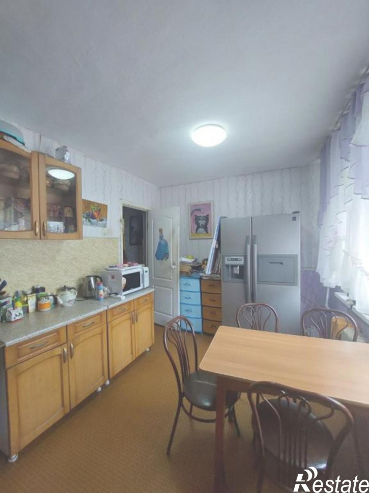 4-комн квартира квартал Болото,Постышева улица,49