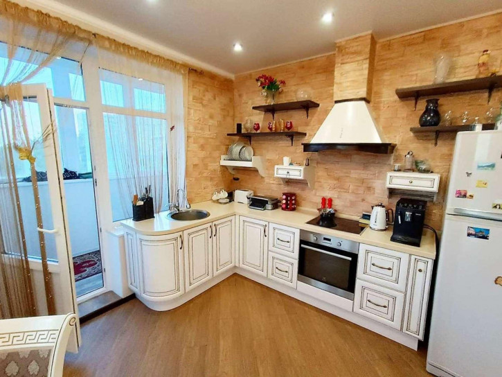 3-комн квартира Академическая улица, 23а