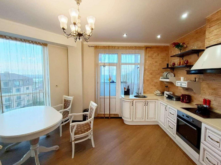 3-комн квартира Академическая улица, 23а