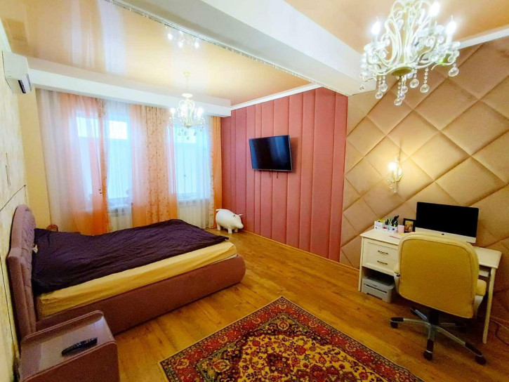 3-комн квартира Академическая улица, 23а