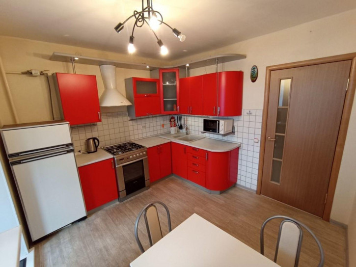 1-комн квартира Офицерская ул, 16