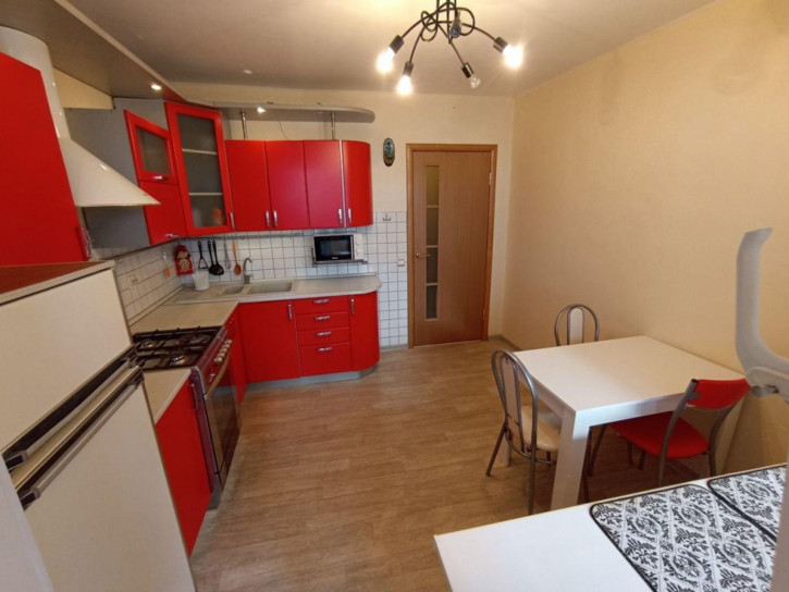 1-комн квартира Офицерская ул, 16