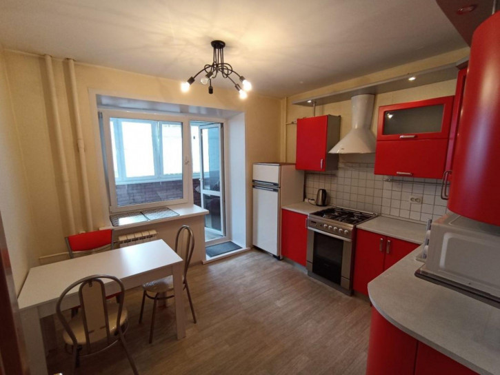 1-комн квартира Офицерская ул, 16