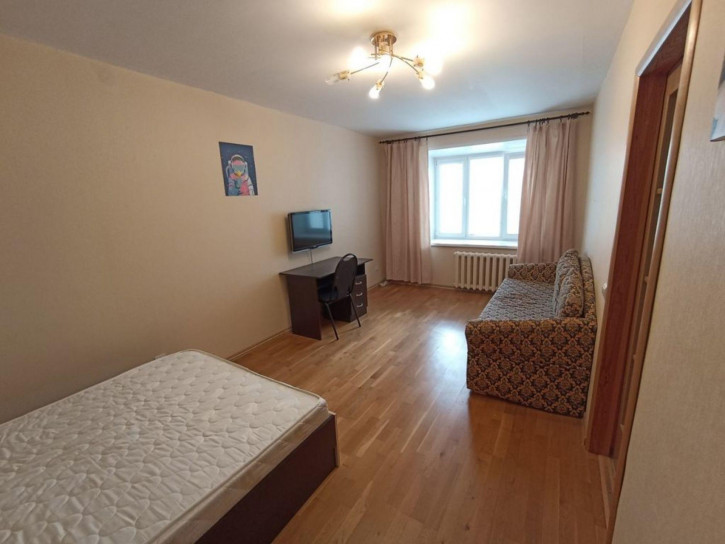 1-комн квартира Офицерская ул, 16