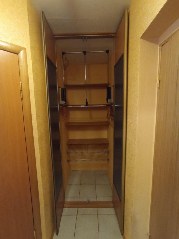 1-комн квартира Офицерская ул, 16