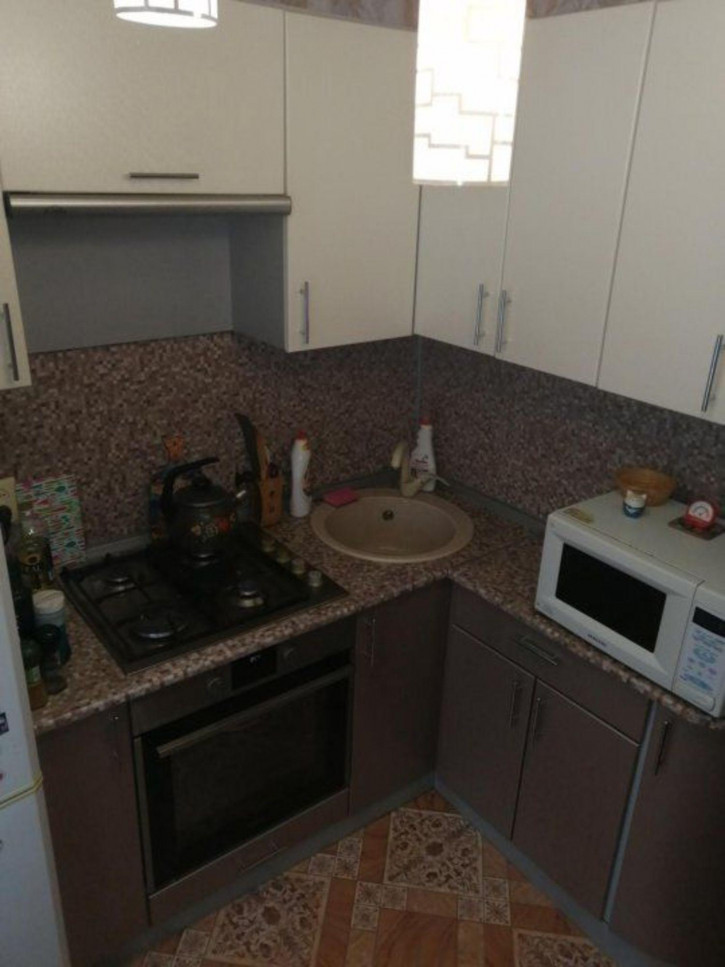 2-комн квартира Комиссарова ул, 59
