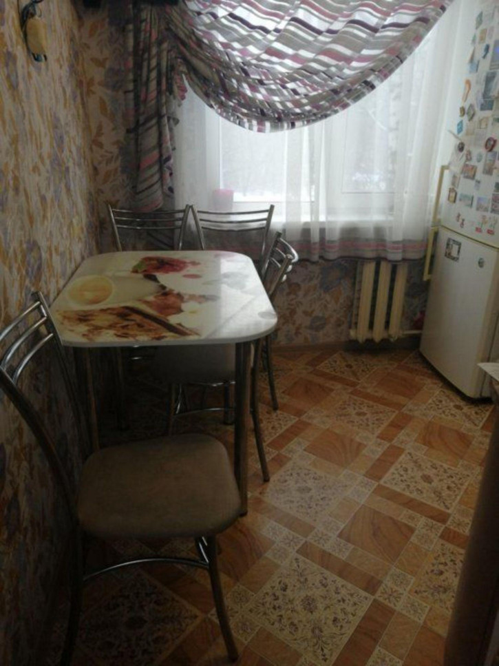 2-комн квартира Комиссарова ул, 59