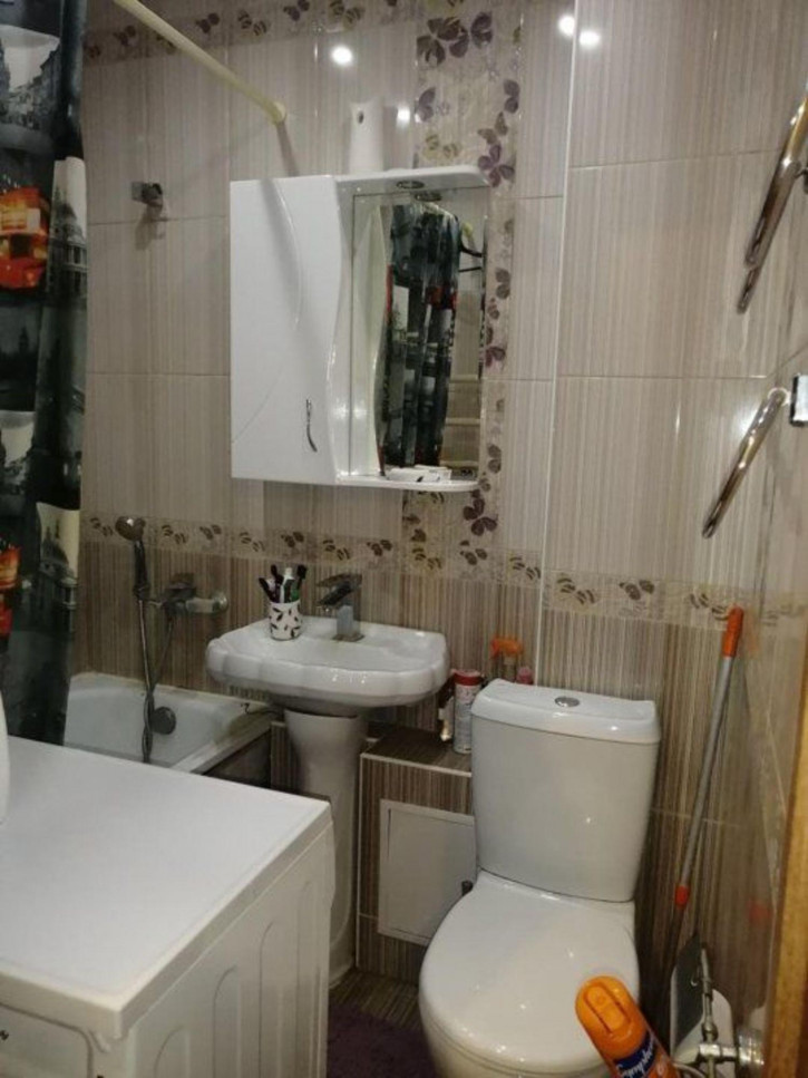 2-комн квартира Комиссарова ул, 59