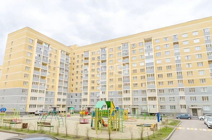 1-комн квартира Натальи Лавровой ул, 13