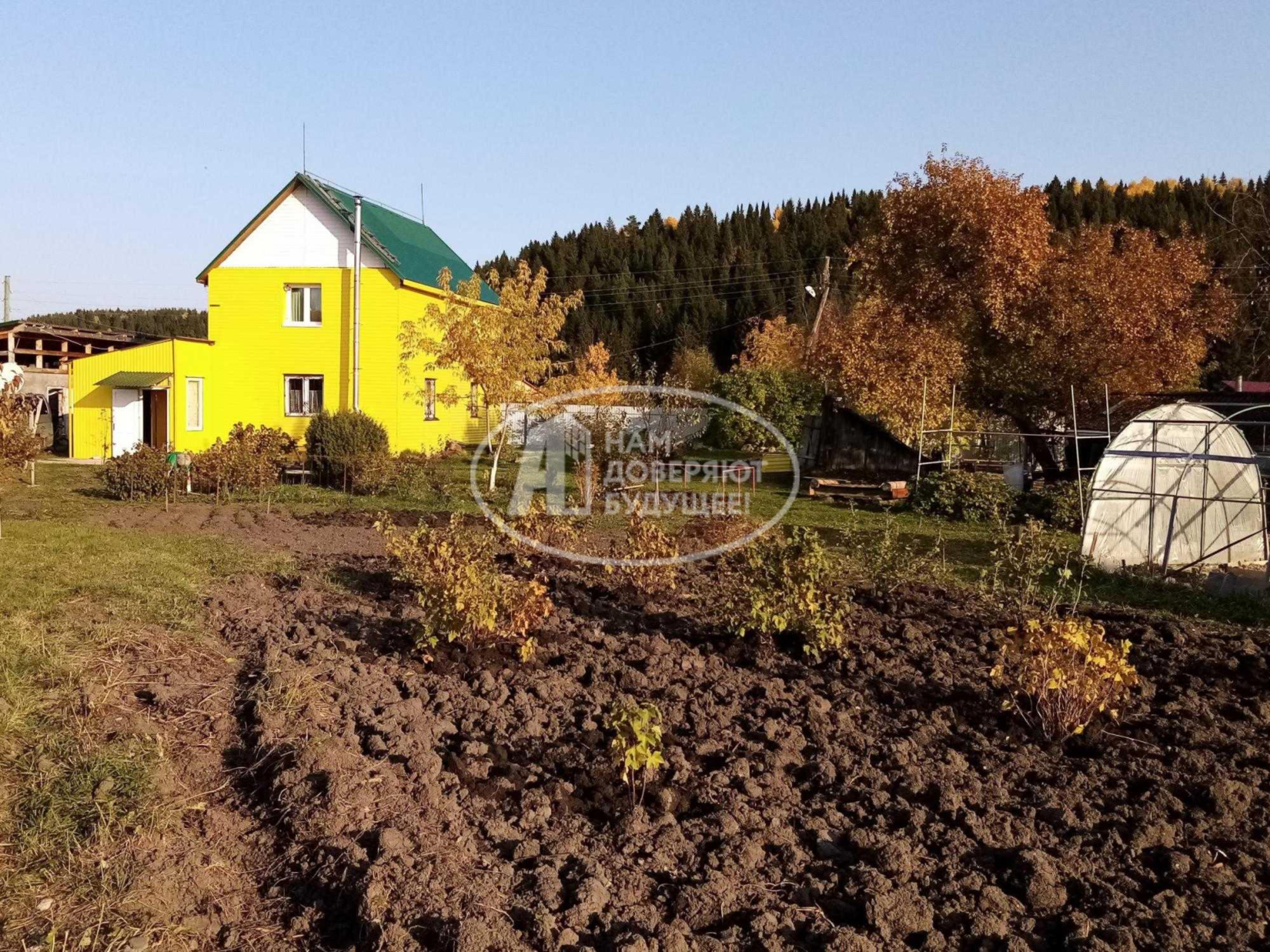 Купить дачу, дом, коттедж за 9 000 000 рублей на Заречная улица, 22