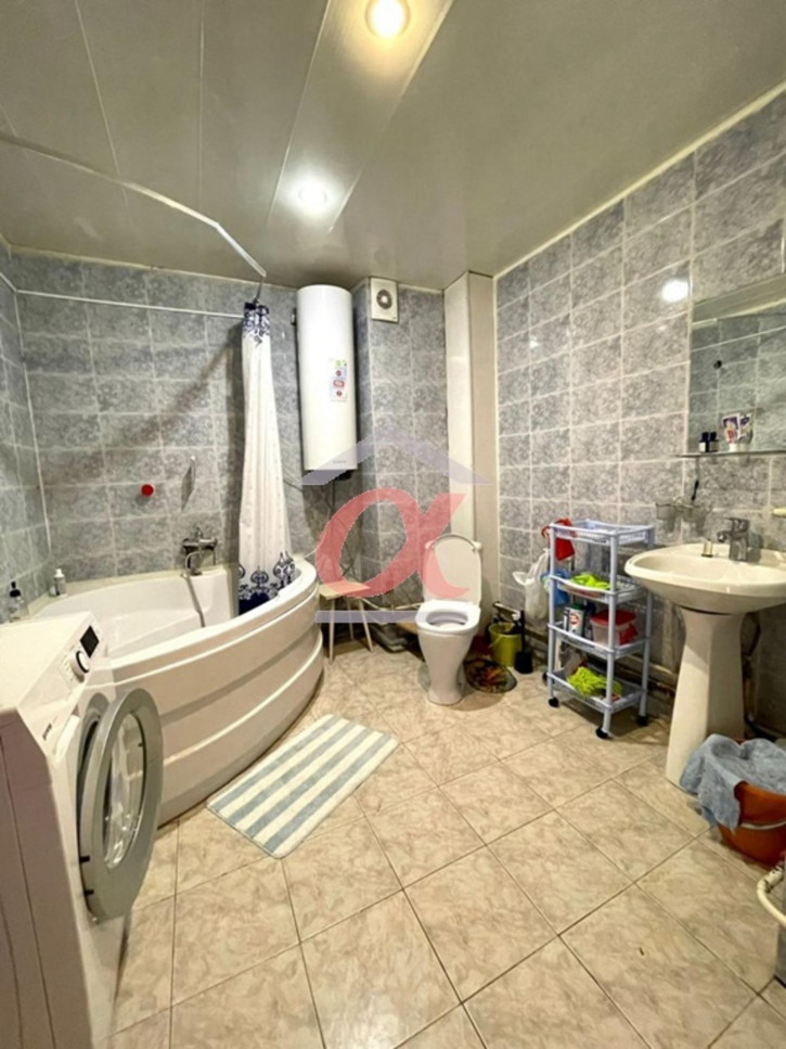 4-комн квартира Октябрьский проспект, 36а