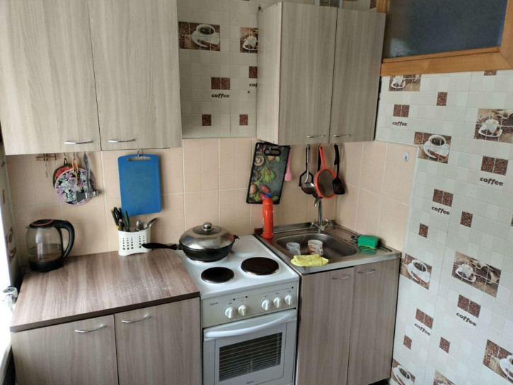 1-комн квартира Георгия Димитрова, 12