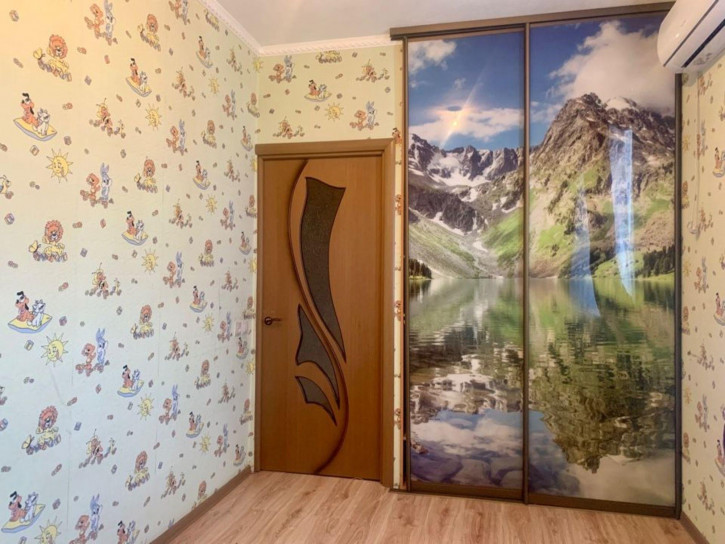2-комн квартира Вятская ул, 65