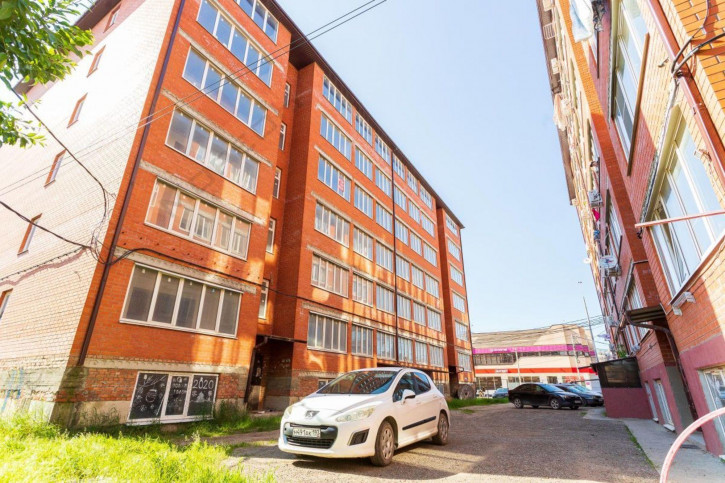 1-комн квартира Ратной Славы ул, 32