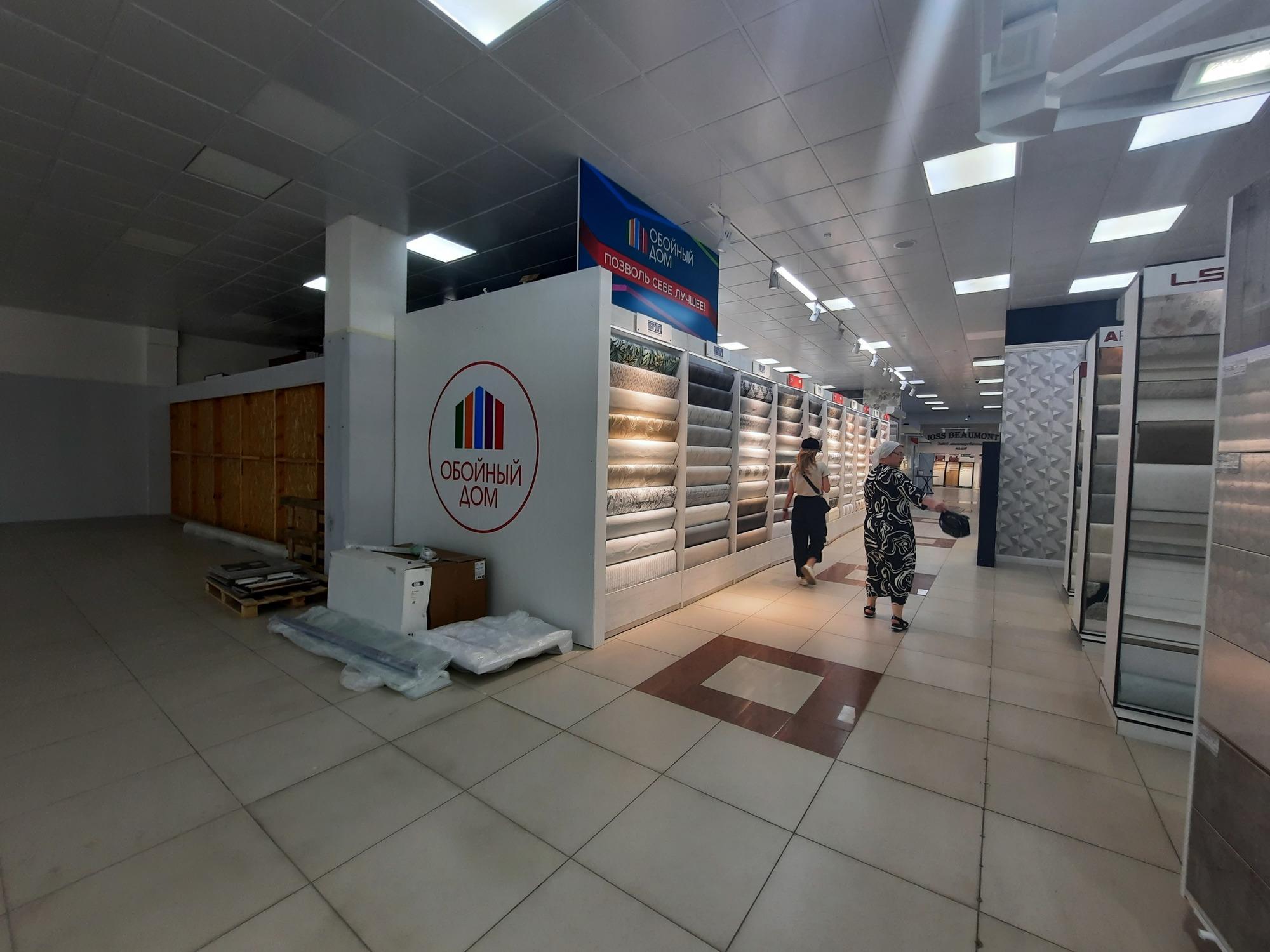 Сдать торговое помещение за 110 000 рублей на г. Астрахань, Советский район, ул. Боевая, 132 литер б