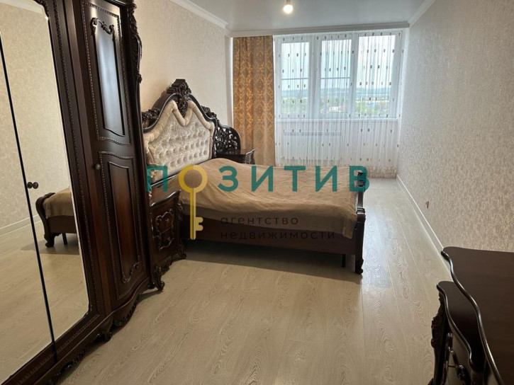 3-комн квартира Бибика ул