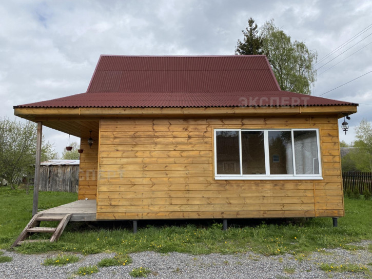 Коттедж/дом Центральная улица, 42