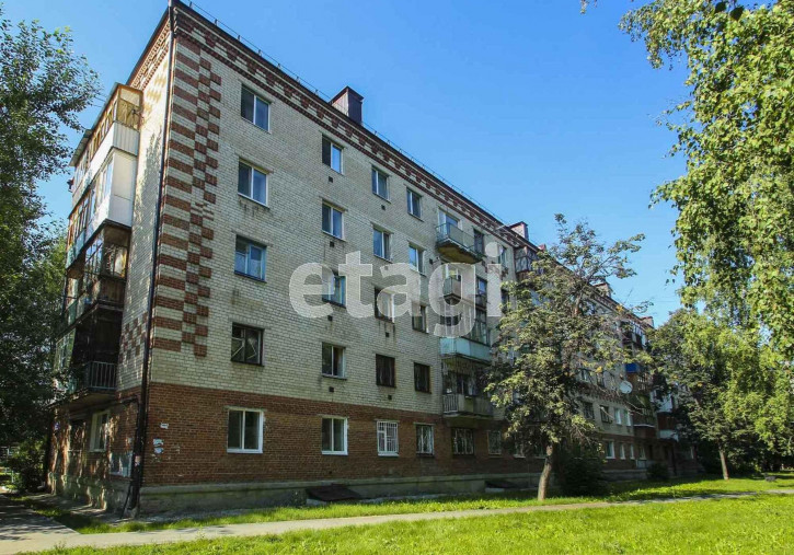 2-комн квартира 50 лет Октября, 43