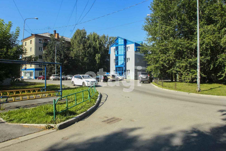 2-комн квартира 50 лет Октября, 43