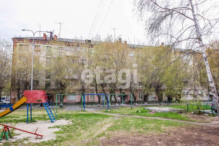 2-комн квартира 50 лет Октября, 43
