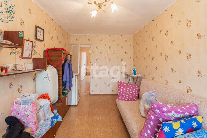 3-комн квартира Ленинградская улица, 85