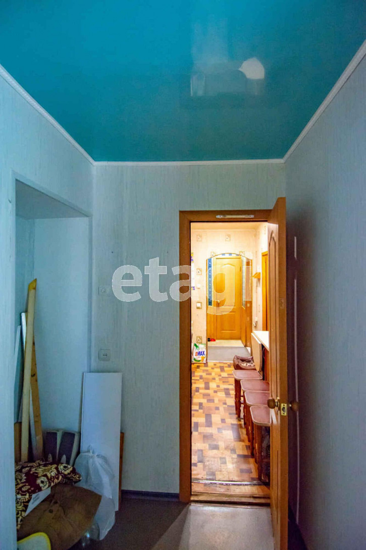 3-комн квартира улица Мальцева, 33
