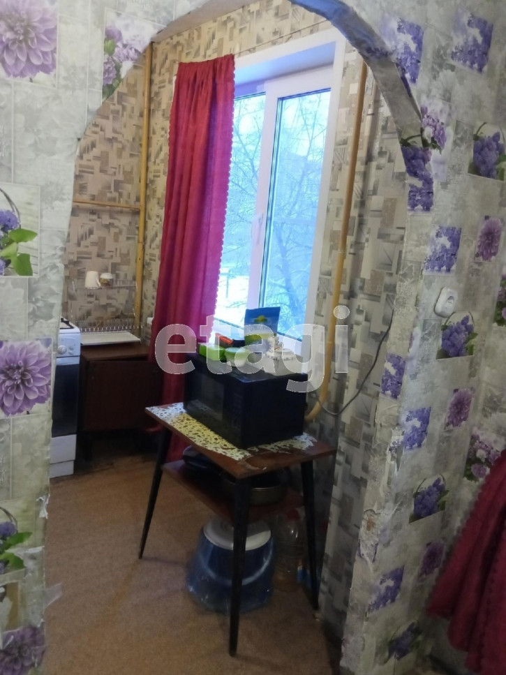 4-комн квартира улица Шатенево, 55