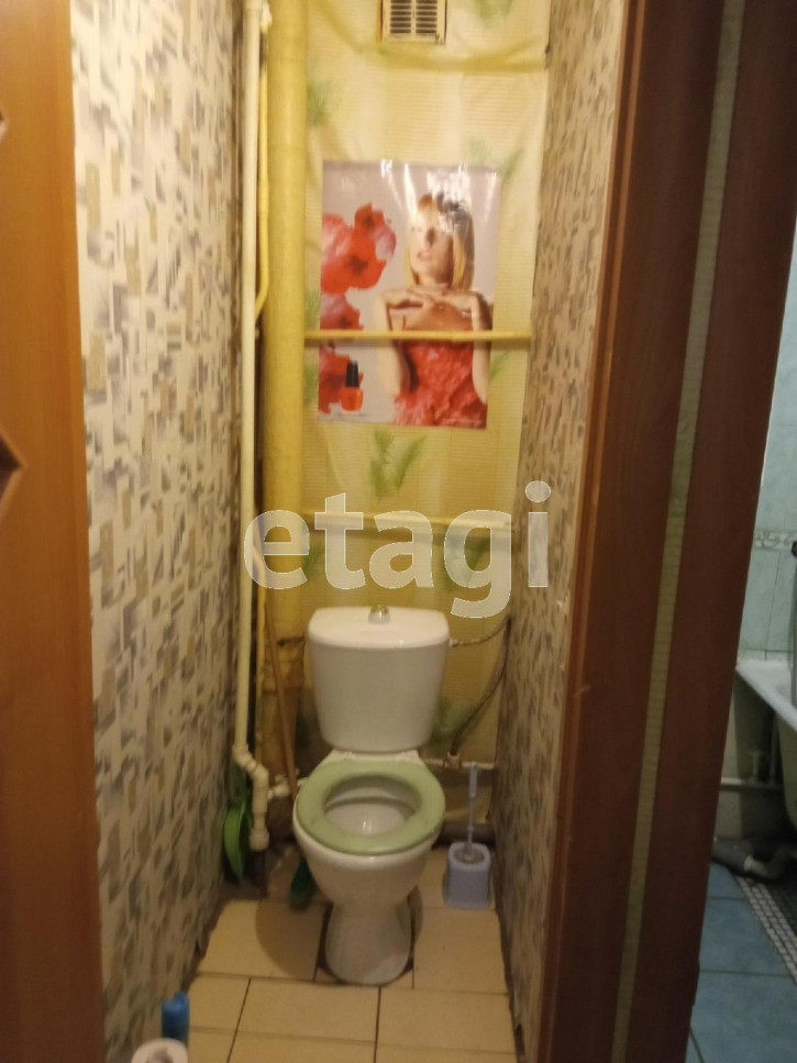 4-комн квартира улица Шатенево, 55
