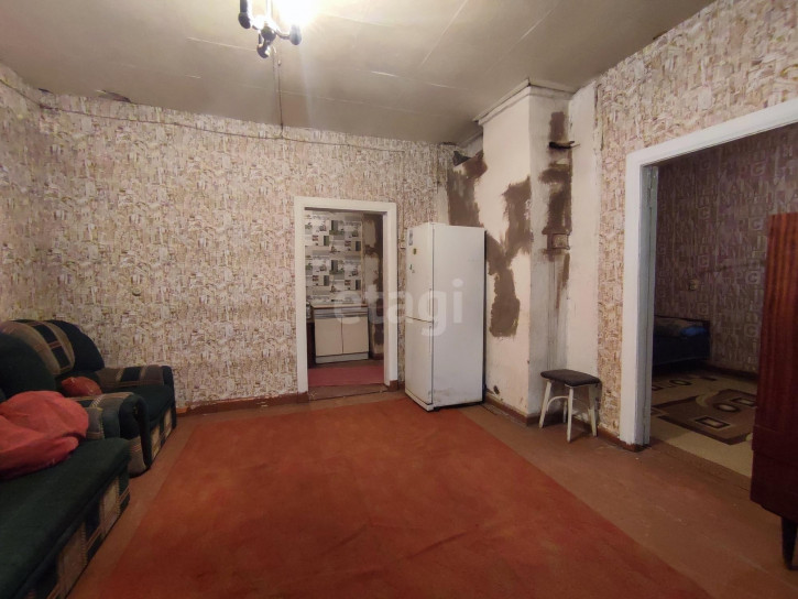 2-комн квартира улица Петина, 39