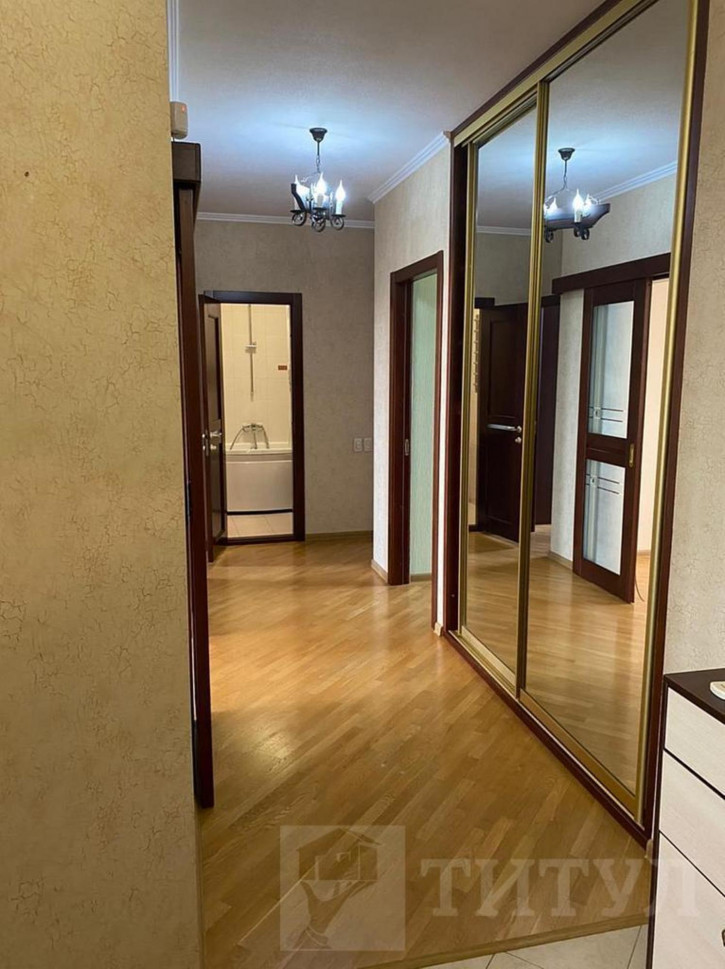 4-комн квартира Нахичевань, Закруткина