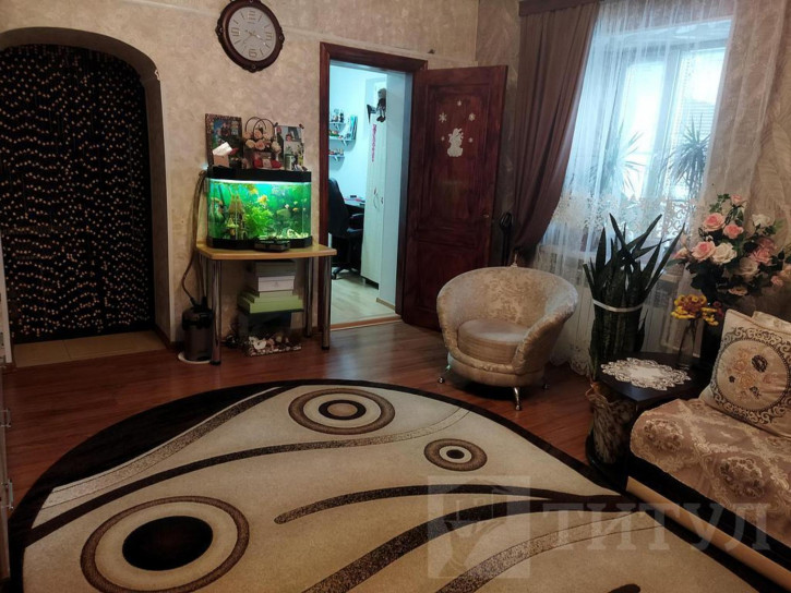 4-комн квартира Нахичевань, 8-я линия