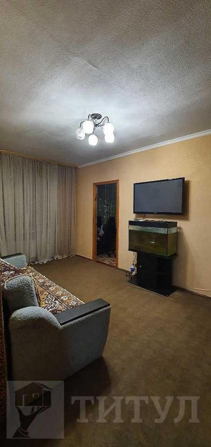4-комн квартира Чкаловский, Киргизская