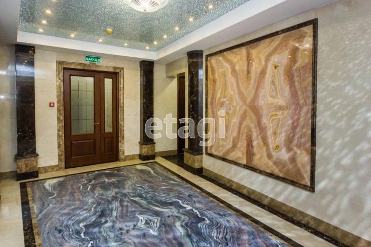 5-комн квартира Володарского, 3