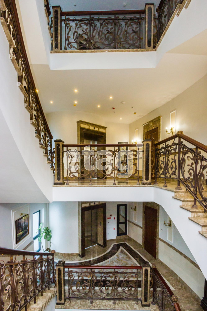 5-комн квартира Володарского, 3