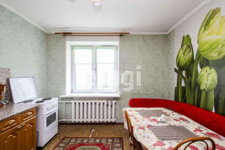 2-комн квартира Островского, 32