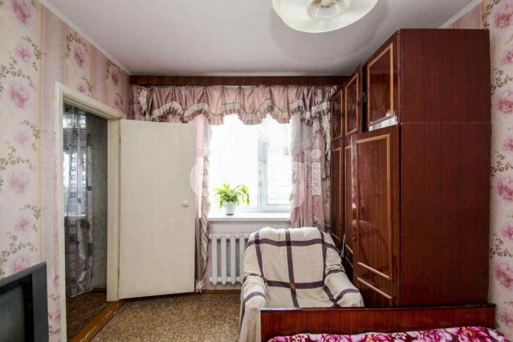 2-комн квартира Островского, 32