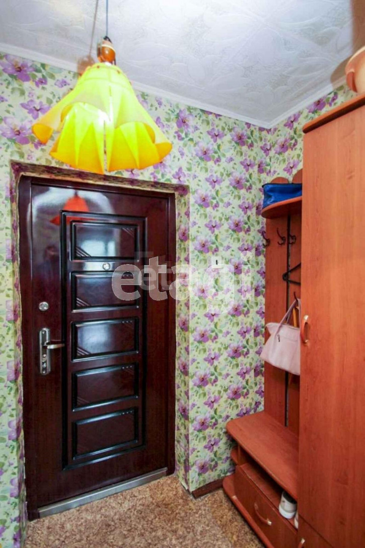 2-комн квартира Островского, 32