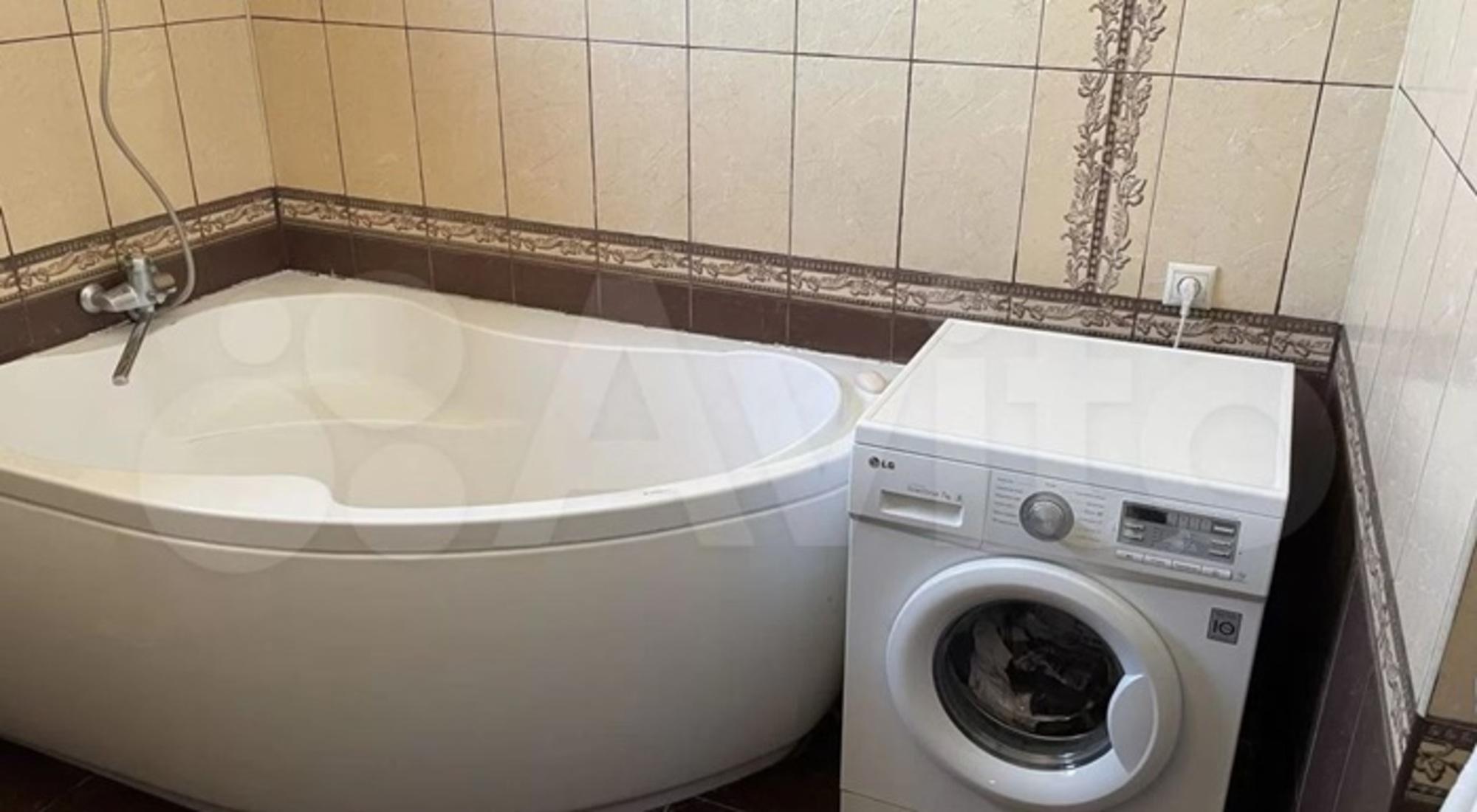 Купить дачу, дом, коттедж за 17 000 000 рублей на есенина улица, 789