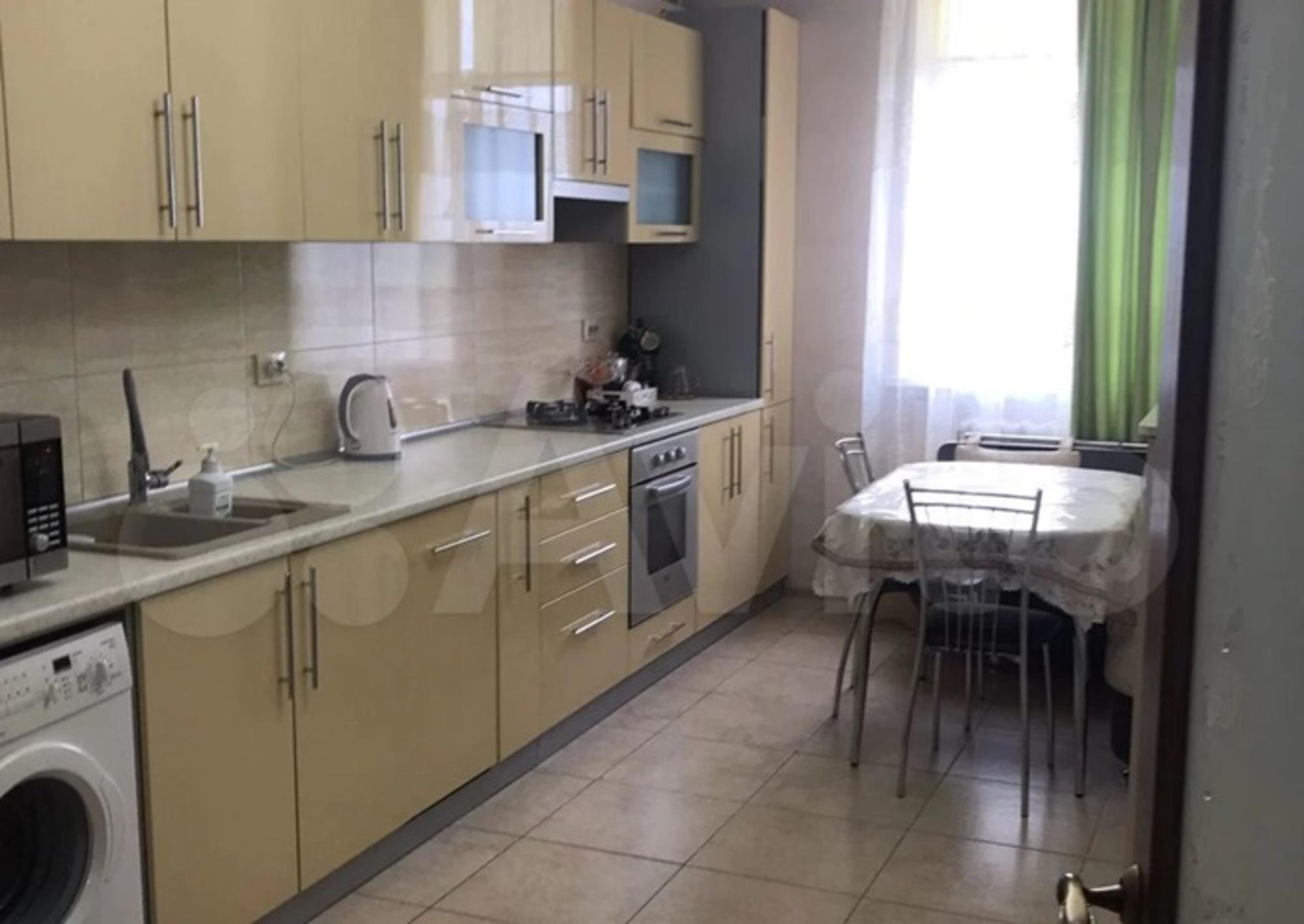 Купить квартиру за 8 500 000 рублей на Комарова улица, 101