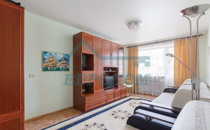 2-комн квартира ул. Нарымская,9