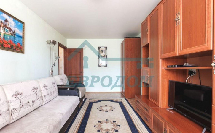 2-комн квартира ул. Нарымская,9